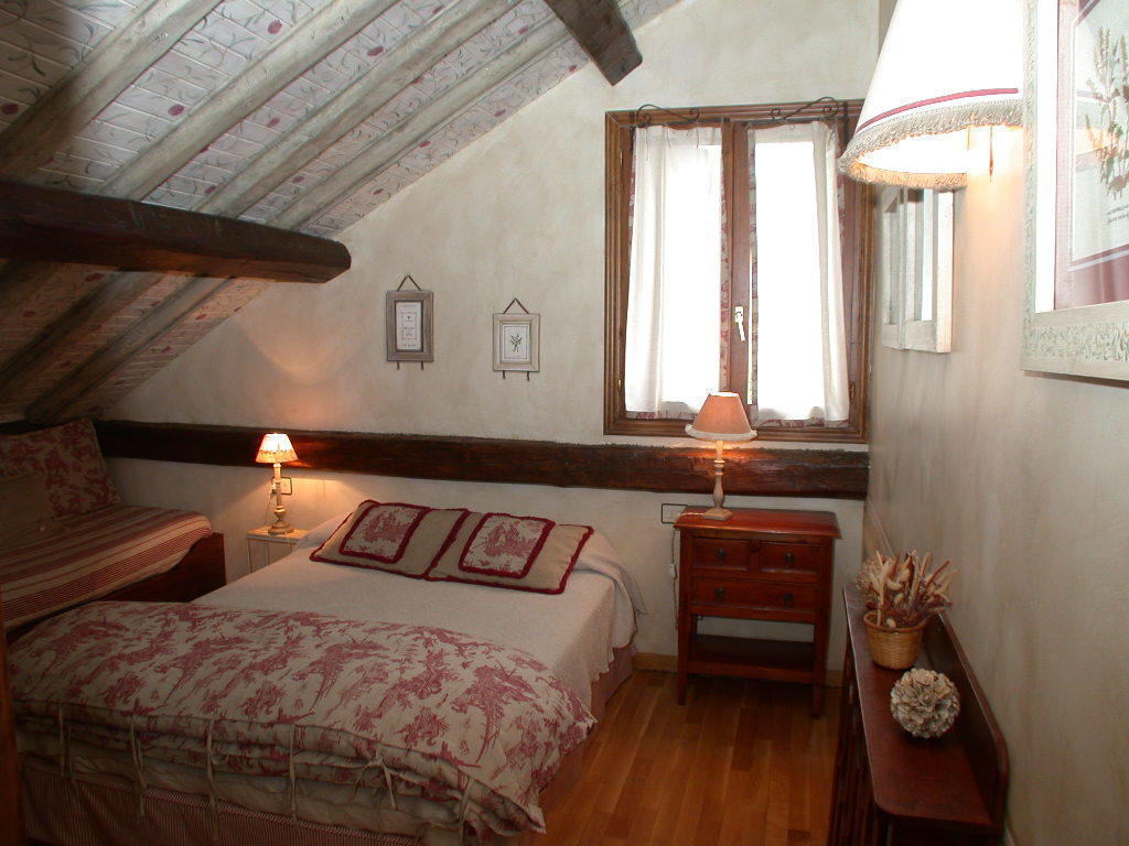 Hotel Casa Frauca Sarvise Bilik gambar