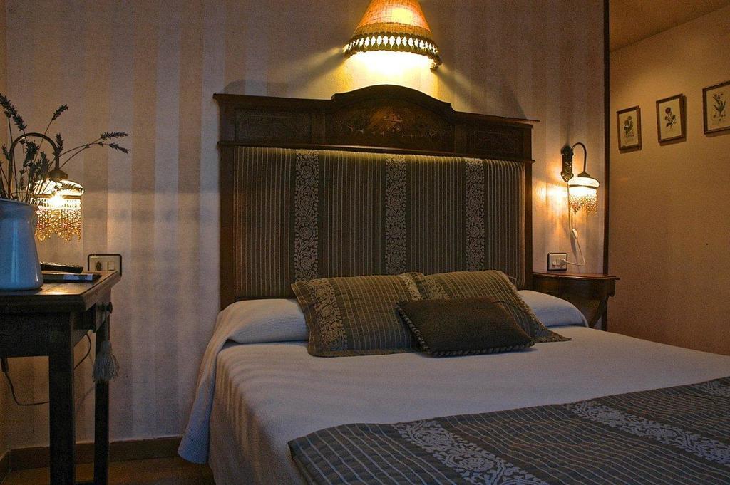 Hotel Casa Frauca Sarvise Bilik gambar