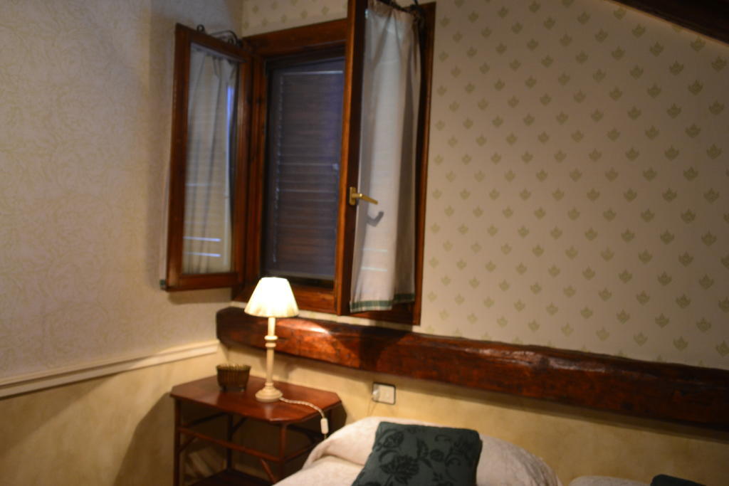 Hotel Casa Frauca Sarvise Bilik gambar